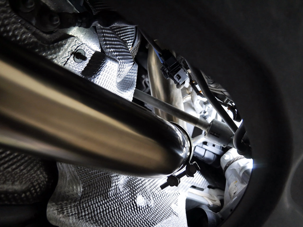 Bull-X Downpipe 3" Mercedes C63, C63S AMG 205 4.0T