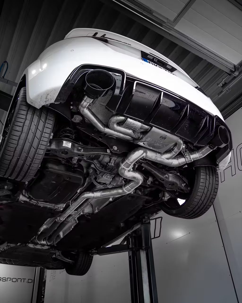 EGO-X Abgasanlage 3,5" Audi TTRS 8S Coupe quattro 400PS ECE